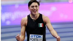 Erick Portillo gana plata en salto de altura en el Mundial de Atletismo Bajo Techo