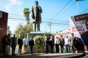 Cuernavaca conmemora aniversario del natalicio de Benito Juárez