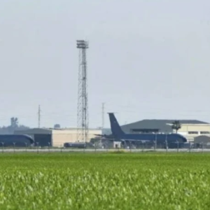 España cierra su espacio aéreo a vuelos militares vinculados a la guerra en Irán