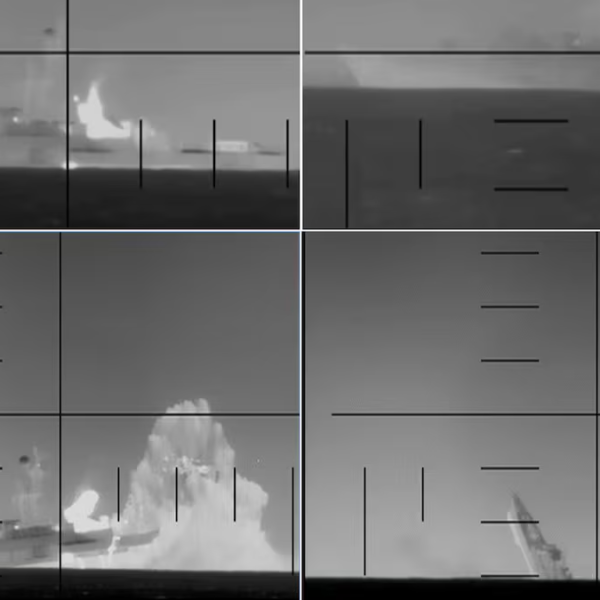 Submarino de Estados Unidos hunde fragata iraní IRIS Dena en el océano Índico