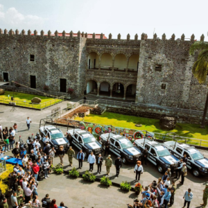 Cuernavaca entrega nueve patrullas a la SEPRAC para reforzar seguridad