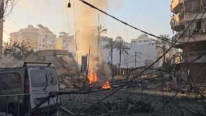 Israel bombardea sur de Líbano; reportan muertos