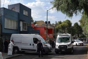 Asesinan a familia completa dentro de su casa en Azcapotzalco
