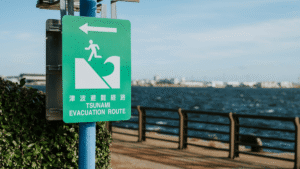 Sismo de 7.4 activa alerta de tsunami en Japón