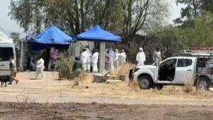 Hallan fosa con cinco cuerpos en Guanajuato