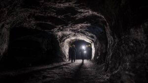 Hallan sin vida al último trabajador atrapado en mina