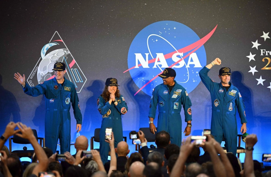 Astronautas de Artemis II regresan a Houston tras histórica misión lunar