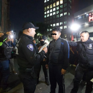 Detienen a vigilante por feminicidio de joven en CDMX