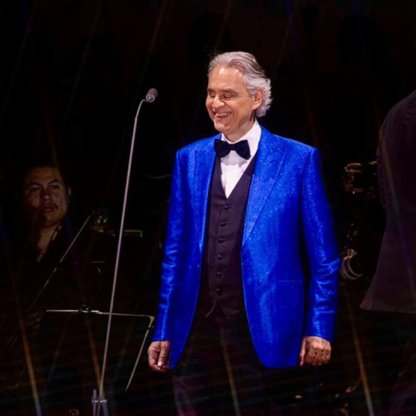 Andrea Bocelli reúne a 130 mil personas en el Zócalo de la CDMX