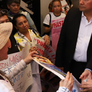 Volker Türk se reúne con víctimas y familiares de desaparecidos en México