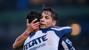 Monterrey remonta y vence a Puebla 2-1 pero esta eliminado