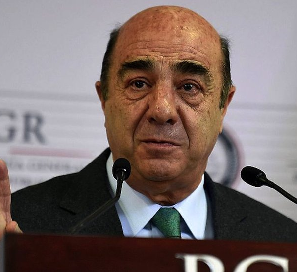 Jesús Murillo Karam permanece hospitalizado tras derrame cerebral