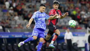 Atlas y Tigres UANL empatan 0-0 y pelean por entrar a liguilla