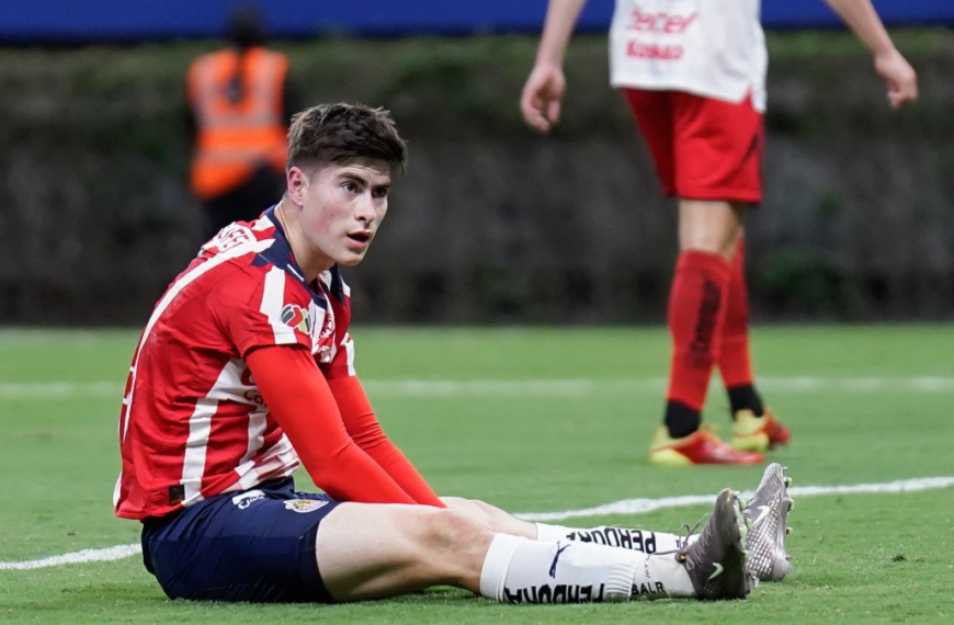 Chivas empata con Xolos 0-0 y pierde el liderato