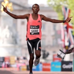 Histórico Maratón de Londres: dos atletas bajan de las 2 horas