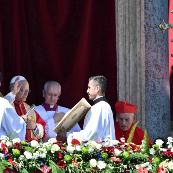 Papa León XIV llama a líderes mundiales a poner fin a las guerras