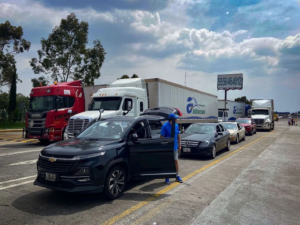 Paro nacional de transportistas y productores sigue previsto para este lunes