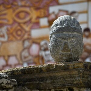 Analizan escultura atribuida al dios del maíz hallada en Tlaxcala