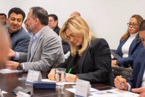 Senado cita a gobernadora y fiscal de Chihuahua por caso de agentes de E.U.