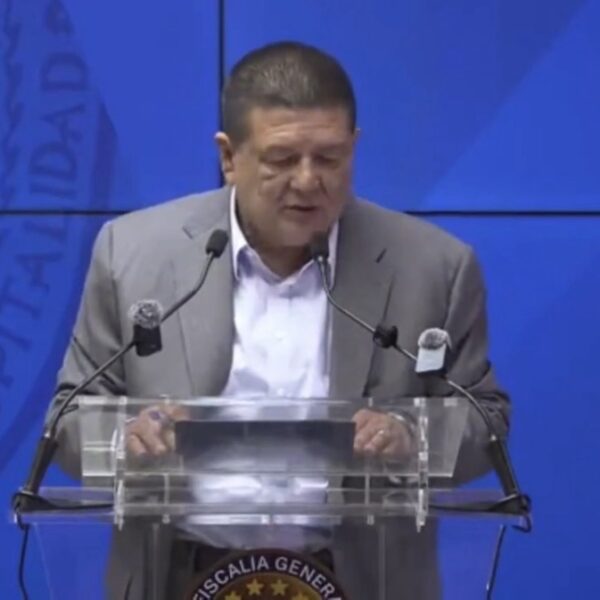 Renuncia fiscal de Chihuahua tras caso por presencia de agentes de la CIA.