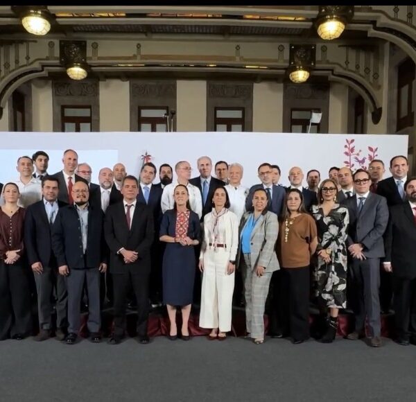 Acuerdan bajar diésel a 27 pesos por litro