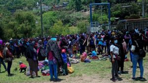 Pobladores de Huitzapula denuncian ataques con drones