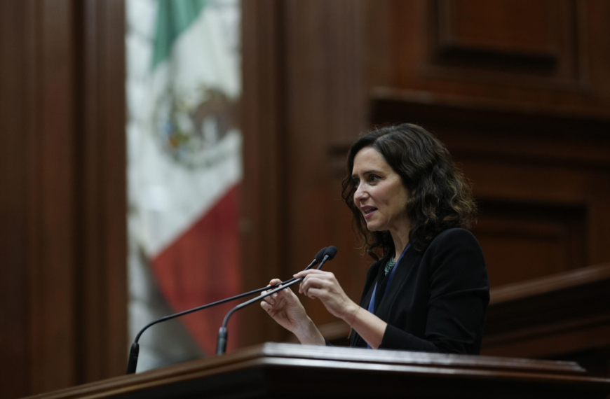 Isabel Díaz Ayuso suspende su visita en México
