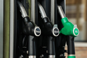 Sólo 31.2% de gasolineras venden el diésel en el precio acordado: Profeco