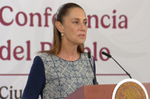 Sheinbaum propone que clubes de Liga MX tengan escuelas de formación para jóvenes