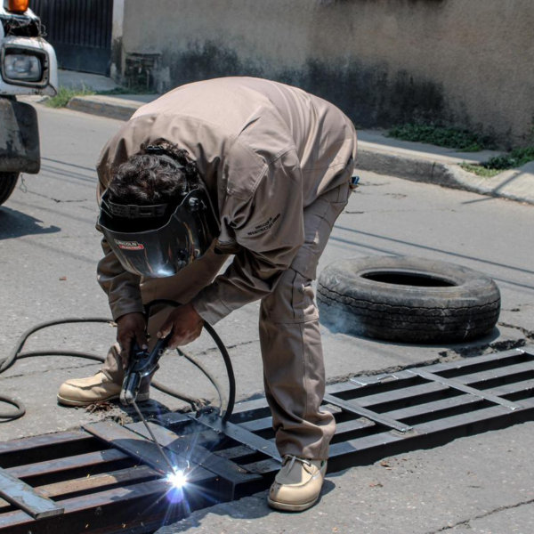 Cuernavaca refuerza mantenimiento de rejillas pluviales ante lluvias