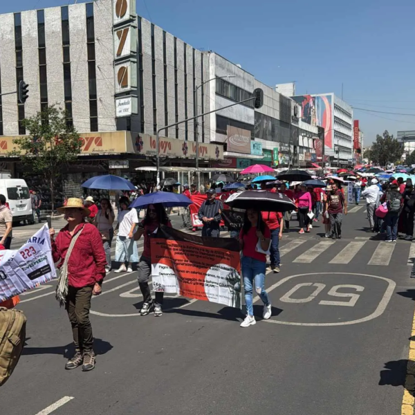 Maestros de la CNTE marchan en Chiapas y Michoacán previo a posible huelga nacional