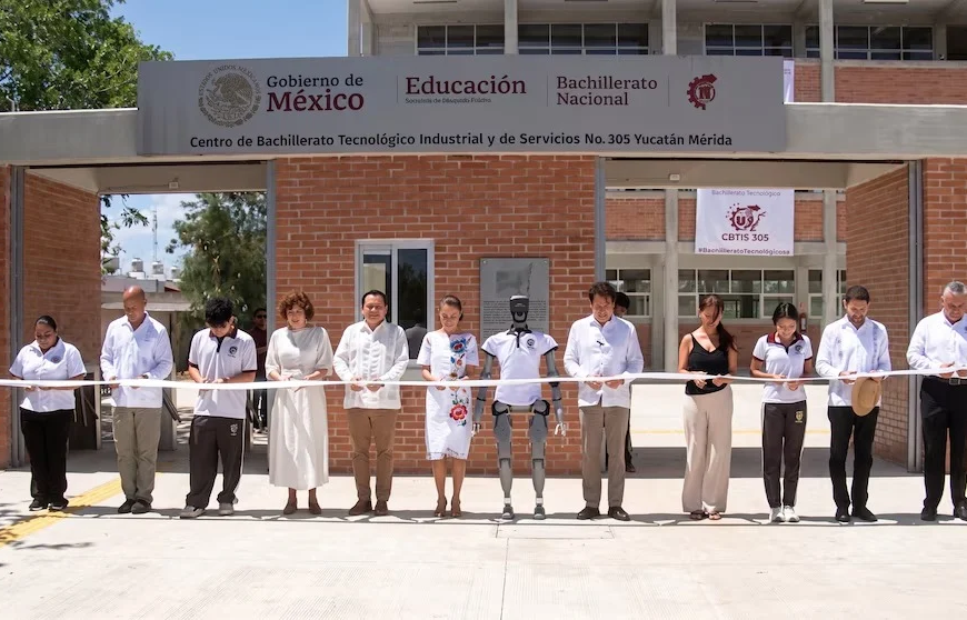 Sheinbaum inaugura el CBTIS 305 en Mérida, Yucatán