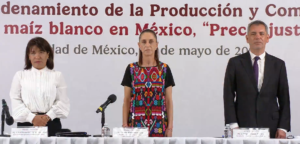Gobierno federal firma acuerdo para garantizar precio justo del maíz