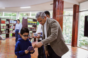 José Luis Urióstegui encabeza Maratón por la Lectura en Cuernavaca