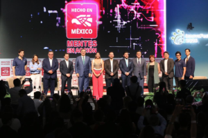 Marcelo Ebrard entrega premios a proyectos en InnovaFest 2026